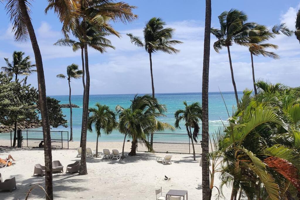 Parfum Des Iles - Vue Mer, Plage A 30M Et Piscine En Option Le Gosier  Bagian luar foto
